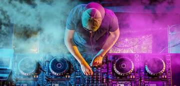 DJ   JB vous n'êtes pas couchés